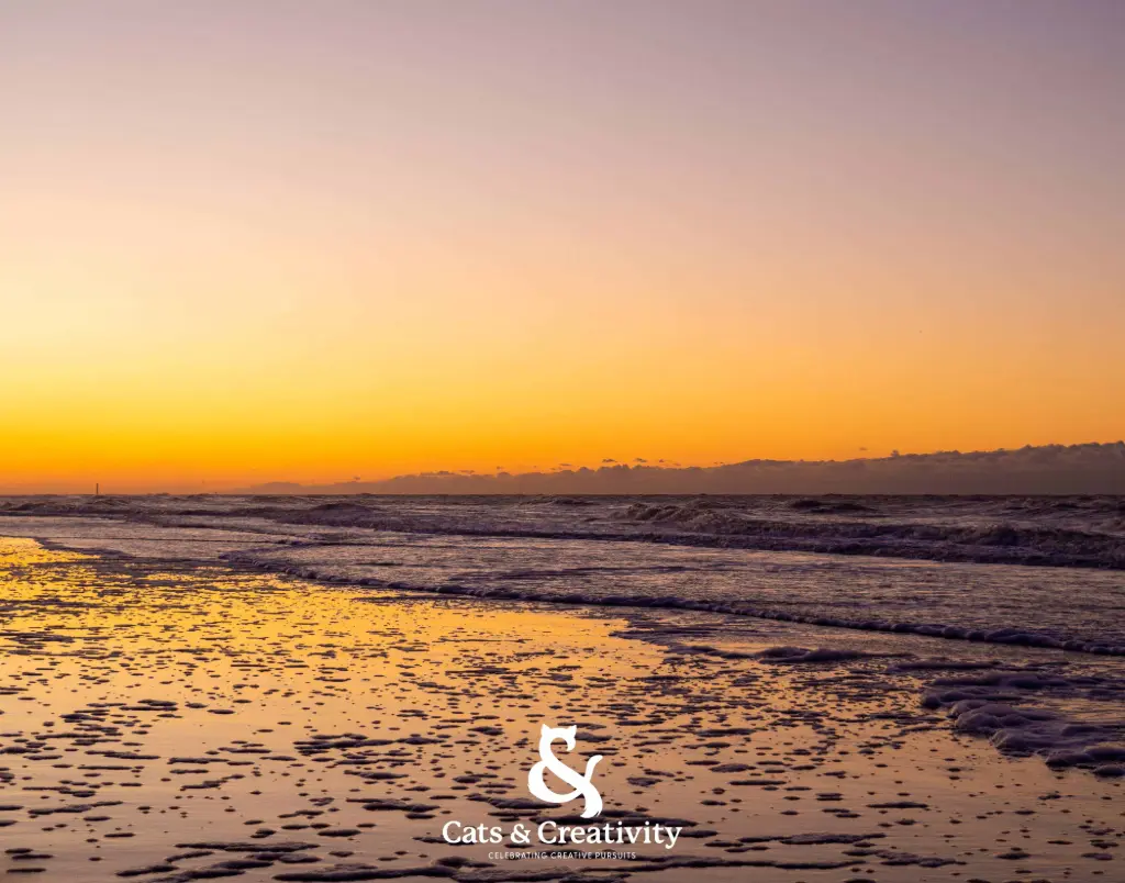 [L015] Sunset at the beach